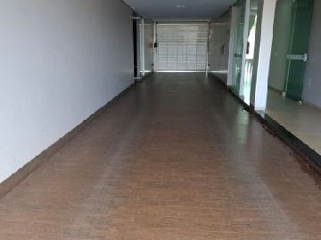 Entrada e sa�da de ve�culos