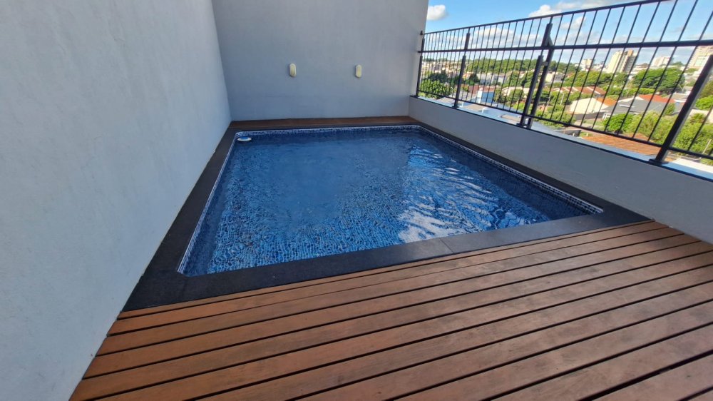 Piscina Condom�nio