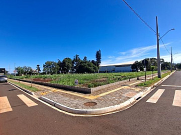 TERRENO DE ESQUINA 338,14M� RESIDENCIAL EUROPARCK