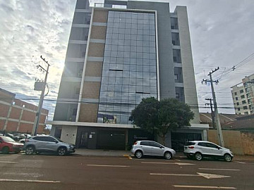 Apartamento de 174m� total, com 3 su�tes em Toledo Pr.r.