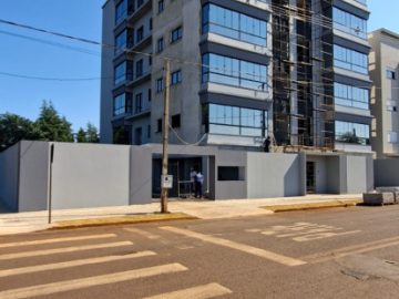 Apartamento de terceiros, 118m 2 quartos e 1 sute.